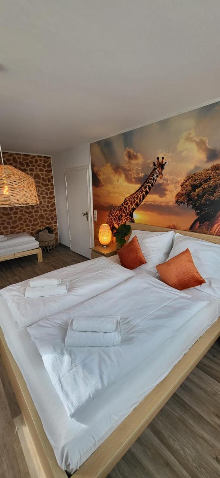 D&B Staycation Ferienpark Niedenstein Exterior photo
