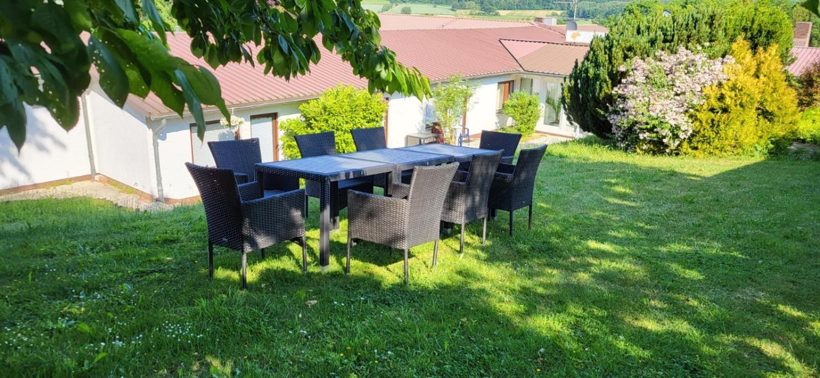 D&B Staycation Ferienpark Niedenstein Exterior photo